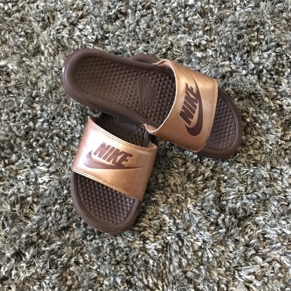 Bundle of 3 Nike Slide Pairs - Picture 4 of 7